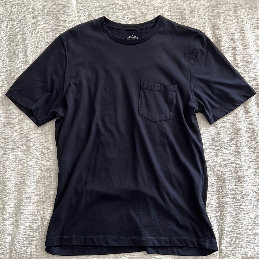 St. John’s Bay Mens Crew Neck Legacy Tee | Medium | Black | New Condition